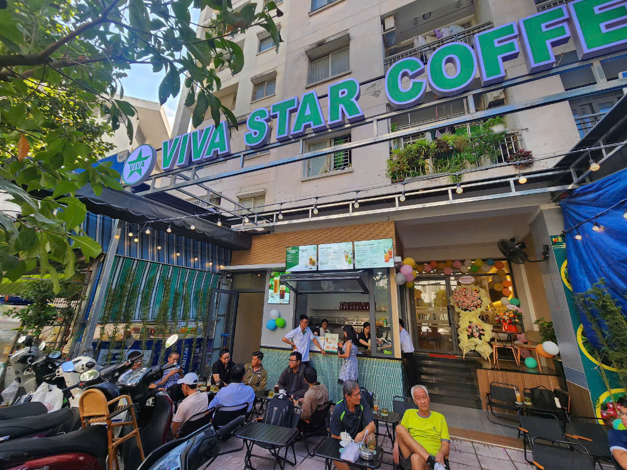 TƯNG BỪNG KHAI TRƯƠNG QUÁN MỚI – VIVA STAR COFFEE LÔ 5 – CC PHÚ THỌ